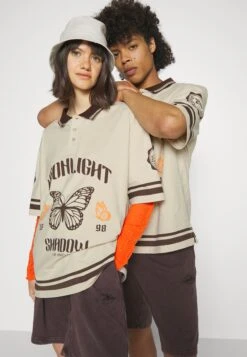 YOURTURN Unisex - Polo Shirt - Off-White 13 YOURTURN Unisex - Polo Shirt - Off-White -Yourturn 06f3f7fe8b914fa68eebd970da04ed85