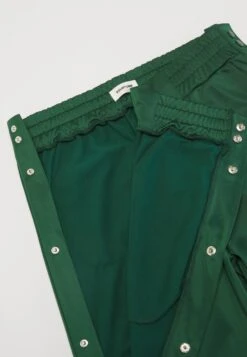 YOURTURN Tracksuit Bottoms - Dark Green -Yourturn 123dacd527cf42f5b37228e3b4c155de