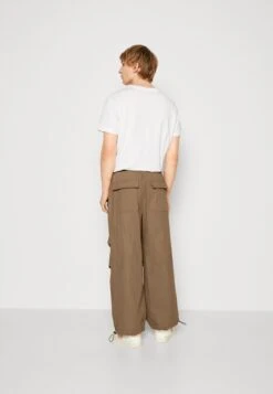 YOURTURN Unisex - Trousers - Brown 10 YOURTURN Unisex - Trousers - Brown -Yourturn 17dcbbd1abb24daba15398d62a26705d