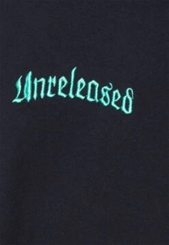 YOURTURN Graphic Tee Wincent Weiss Tee - Print T-Shirt 7 YOURTURN Graphic Tee Wincent Weiss Tee - Print T-Shirt -Yourturn 25abfad14870499eb62e44e0cc6cbdab