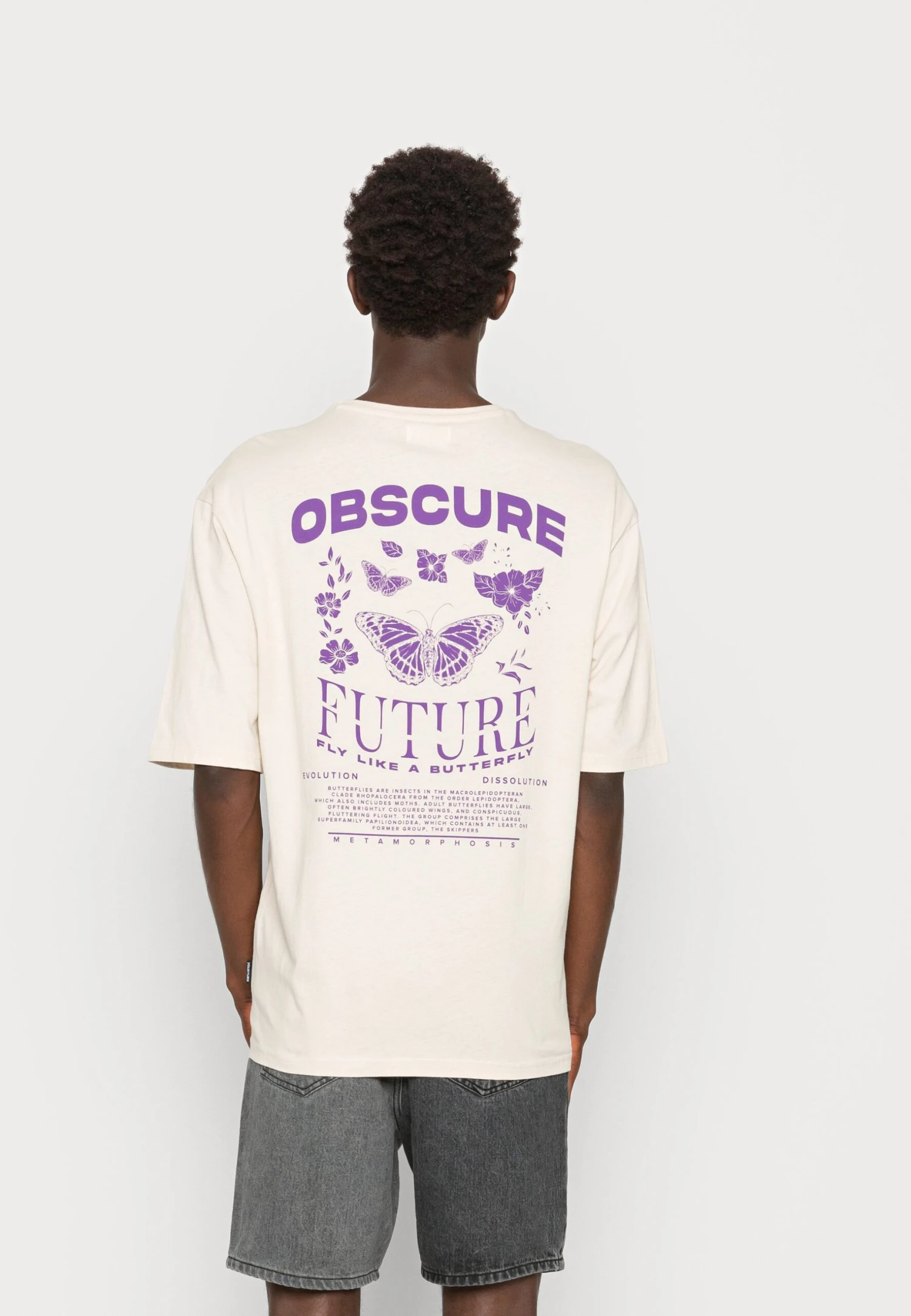 YOURTURN Nostalgia Future Tee Unisex - Print T-Shirt - Grey 5 YOURTURN Nostalgia Future Tee Unisex - Print T-Shirt - Grey - Image 3