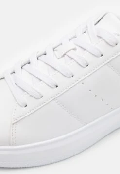 YOURTURN Unisex - Trainers - White 17 YOURTURN Unisex - Trainers - White -Yourturn 2ce9dc9f00b648d593f5c3cdbbc00daf