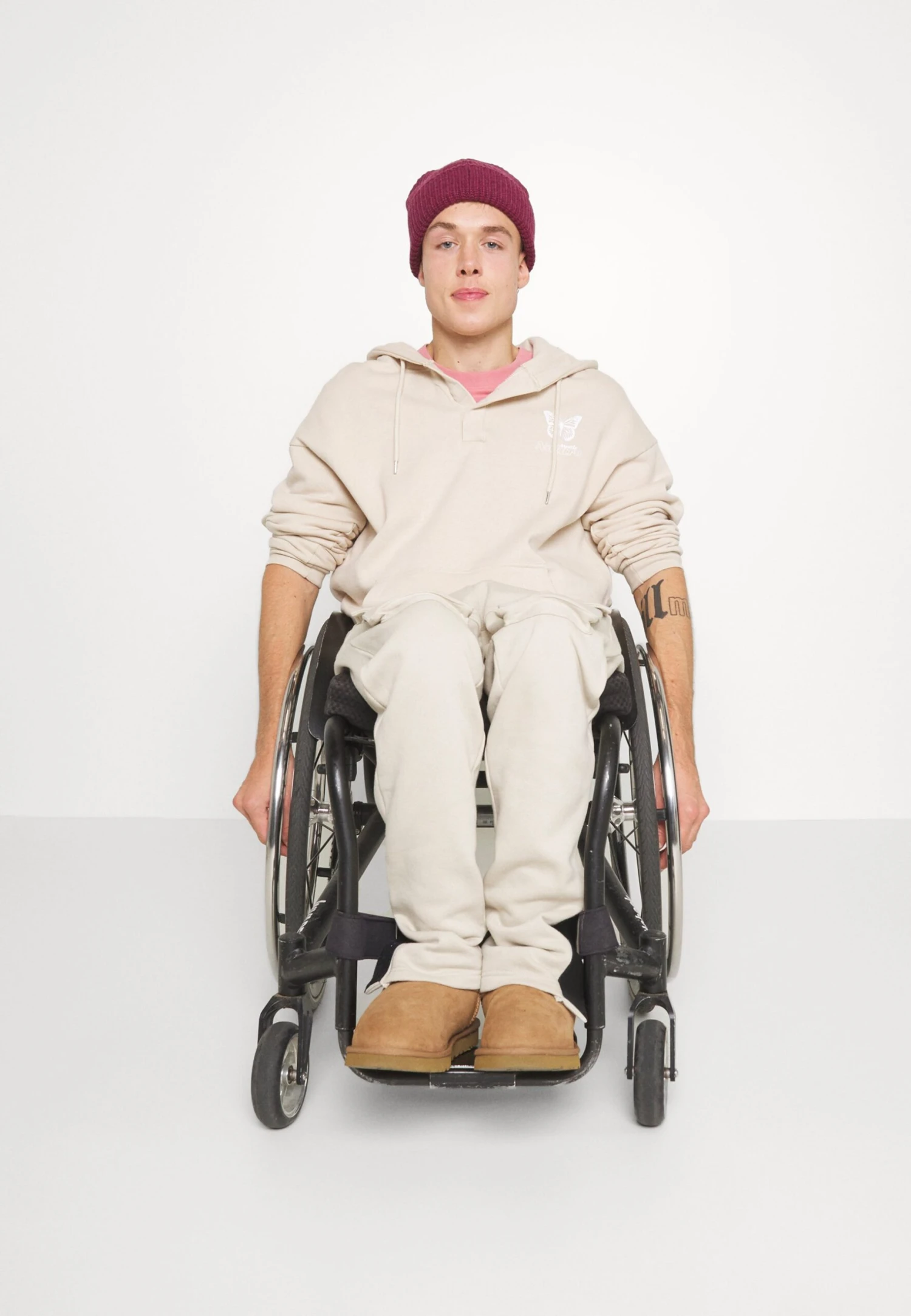 YOURTURN Tracksuit Bottoms - Beige 6 YOURTURN Tracksuit Bottoms - Beige - Image 4