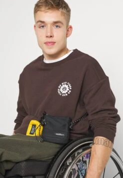 YOURTURN Unisex - Sweatshirt - Dark Brown 20 YOURTURN Unisex - Sweatshirt - Dark Brown -Yourturn 40b90b90aee84207a95b19f9c8e9e27f