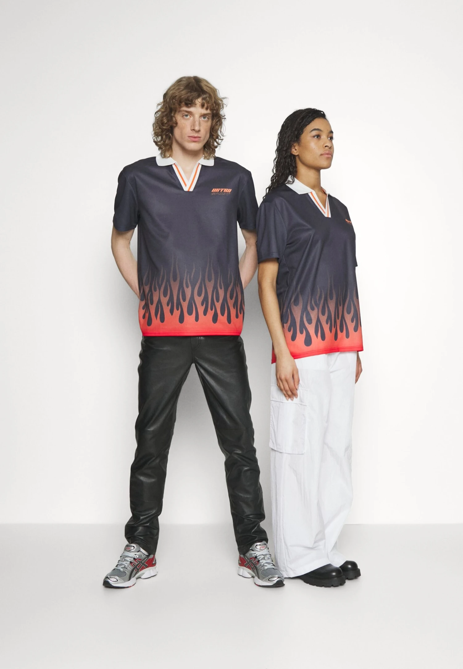 YOURTURN Unisex - Polo Shirt - Black 4 YOURTURN Unisex - Polo Shirt - Black - Image 2