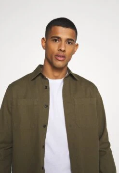 YOURTURN Print T-Shirt - White 13 YOURTURN Print T-Shirt - White -Yourturn 497a0d3524df4bafb4dd18a79989a220