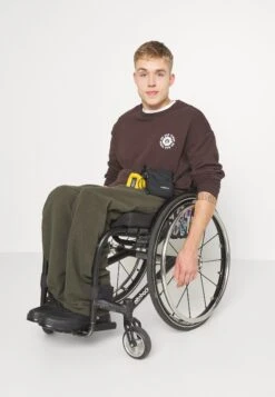 YOURTURN Unisex - Sweatshirt - Dark Brown 19 YOURTURN Unisex - Sweatshirt - Dark Brown -Yourturn 4a4df557d5bd4a42a18d784965921e0e