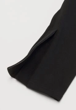 YOURTURN Tracksuit Bottoms - Black -Yourturn 4e367cb436f04bf69c23e76c581210f3