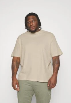 YOURTURN Unisex - Basic T-Shirt -Light Green/ Off-White 15 YOURTURN Unisex - Basic T-Shirt -Light Green/ Off-White -Yourturn 57da568ea653443296d19c012be9e1e6