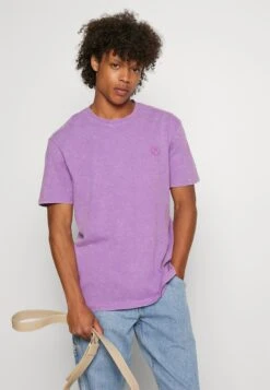 YOURTURN Yt-0722-1002Smiley Wash Tee / 404 - Purple - Basic T-Shirt - 404 - Purple 11 YOURTURN Yt-0722-1002Smiley Wash Tee / 404 - Purple - Basic T-Shirt - 404 - Purple -Yourturn 5f29291eb4a7453d8897b4ff5194dafd