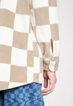 YOURTURN Unisex - Button-Down Blouse - Beige 13 YOURTURN Unisex - Button-Down Blouse - Beige -Yourturn 7c6cfa60c29a47168ab5d6c26004cf67