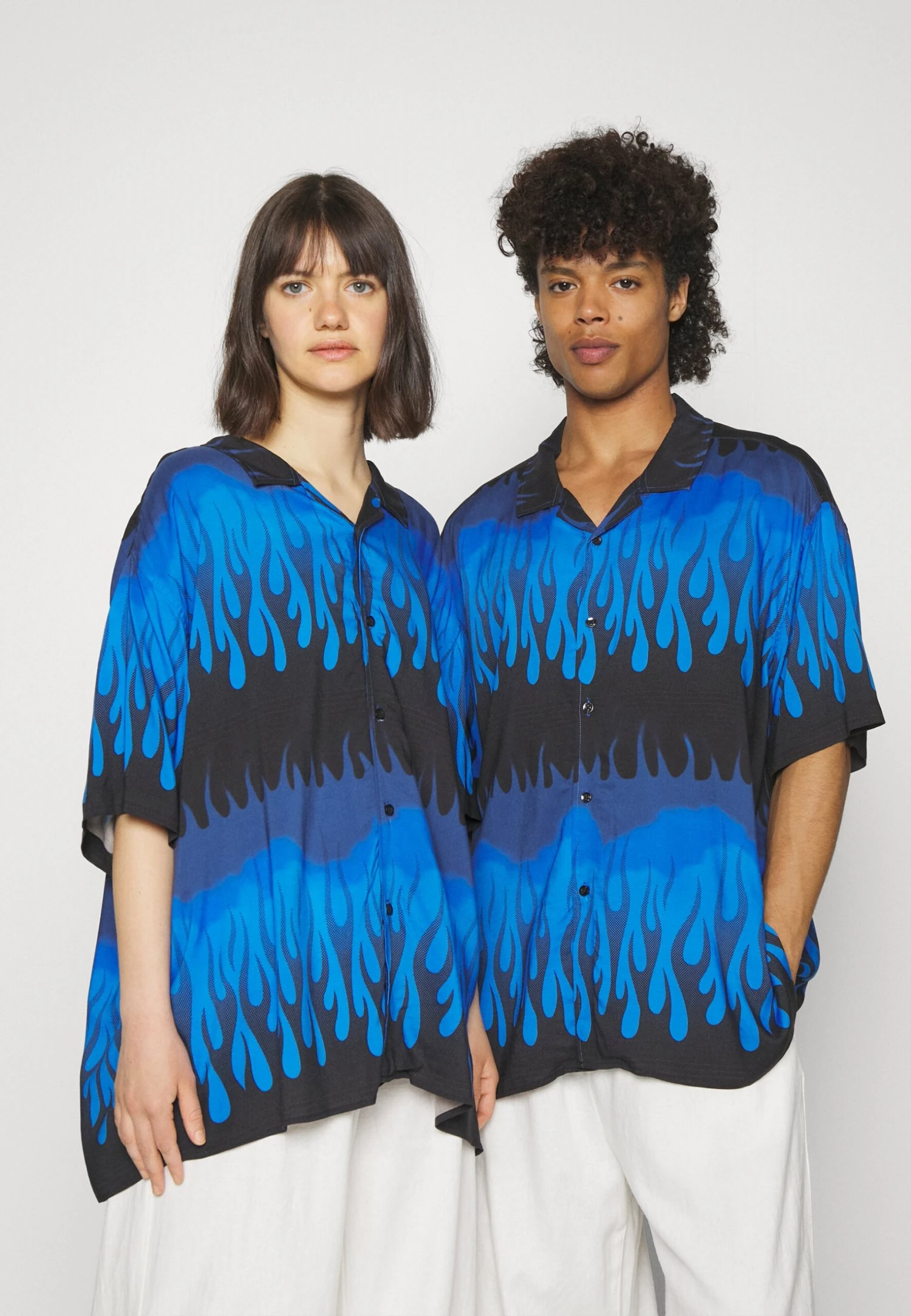 YOURTURN Unisex - Button-Down Blouse - Blue 3 YOURTURN Unisex - Button-Down Blouse - Blue