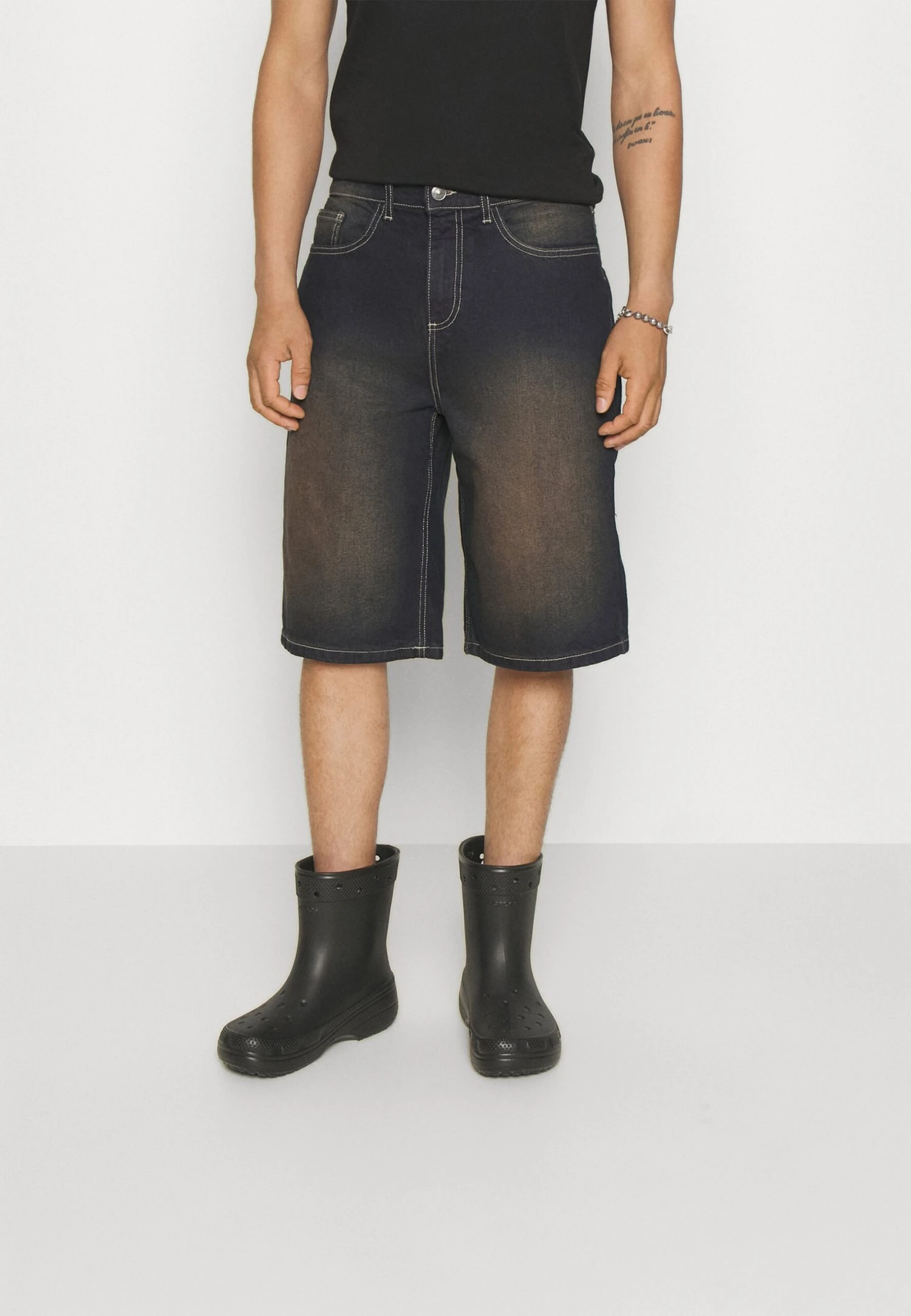 YOURTURN Unisex - Denim Shorts - Dark Blue Denim 3 YOURTURN Unisex - Denim Shorts - Dark Blue Denim