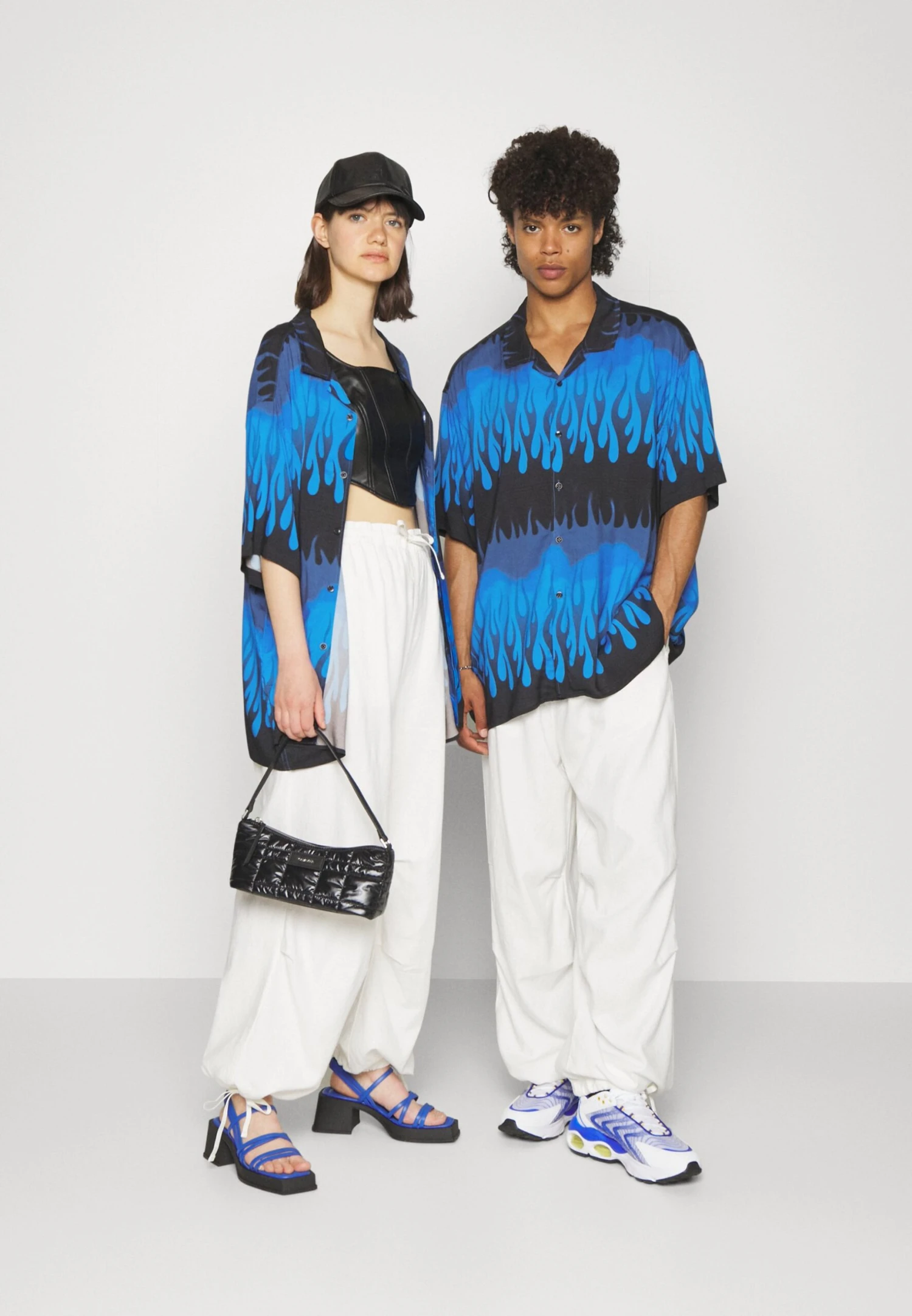 YOURTURN Unisex - Button-Down Blouse - Blue 4 YOURTURN Unisex - Button-Down Blouse - Blue - Image 2