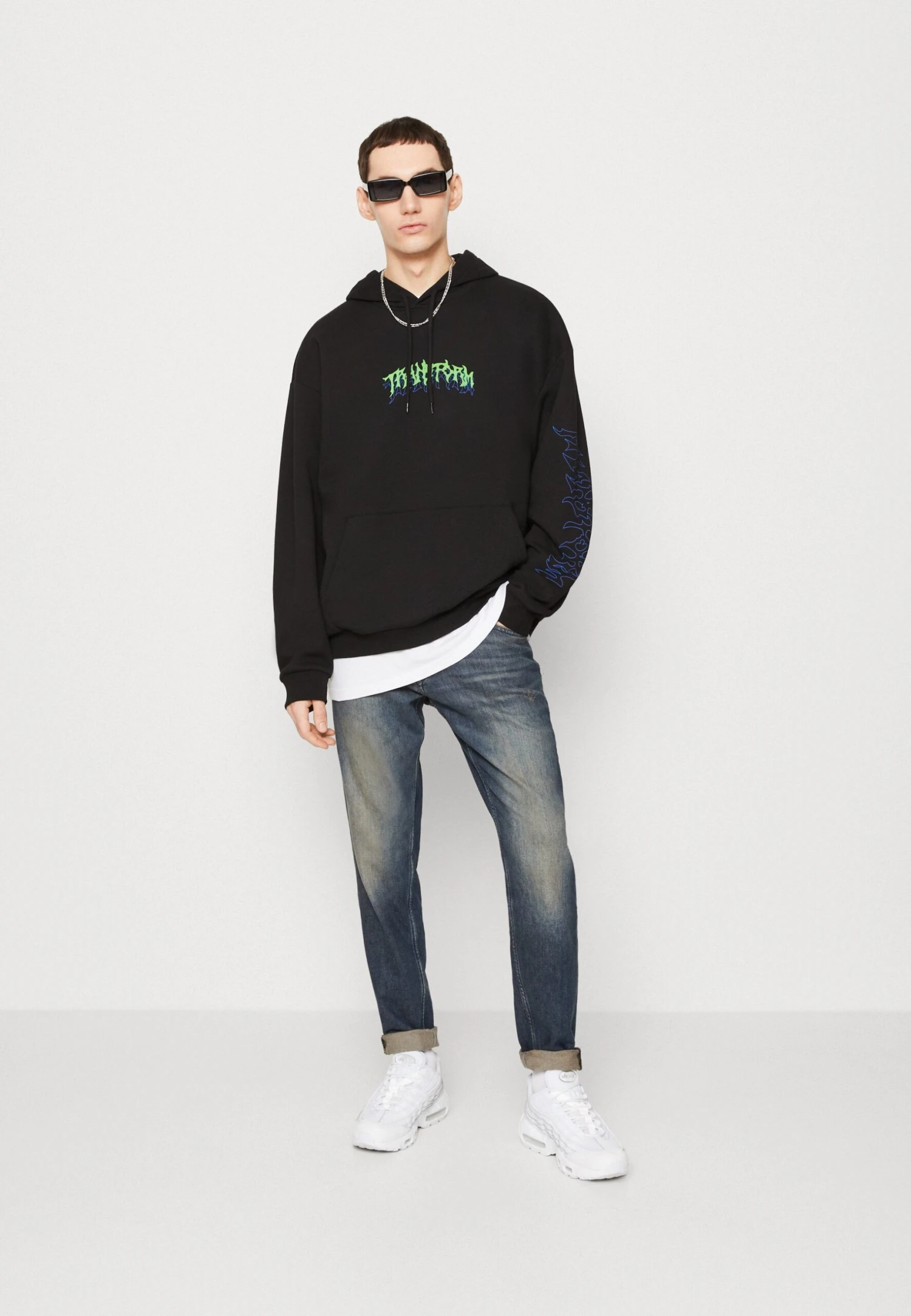 YOURTURN Transform Unisex - Sweatshirt - Black 4 YOURTURN Transform Unisex - Sweatshirt - Black - Image 2