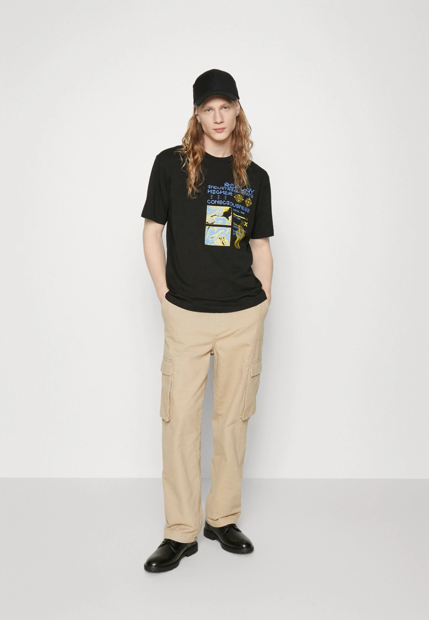 YOURTURN Unisex - Cargo Trousers - Tan 4 YOURTURN Unisex - Cargo Trousers - Tan - Image 2