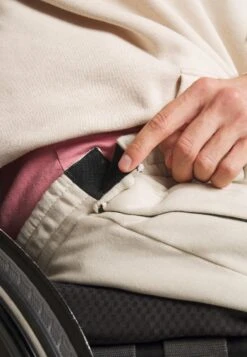 YOURTURN Tracksuit Bottoms - Beige 17 YOURTURN Tracksuit Bottoms - Beige -Yourturn 9381a5e35ebe4c33aaf15a37c764dc54