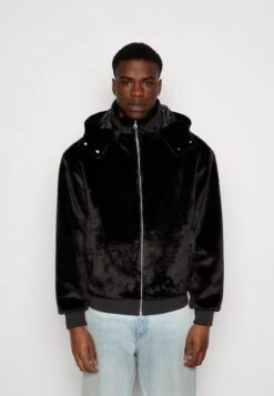 Yourturn 8 YOURTURN Winter Jacket - Black