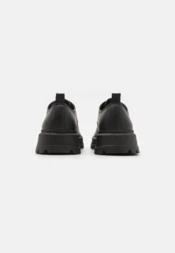 YOURTURN Unisex - Lace-Ups - Black -Yourturn aaae83047a954d1aab81392769433db6