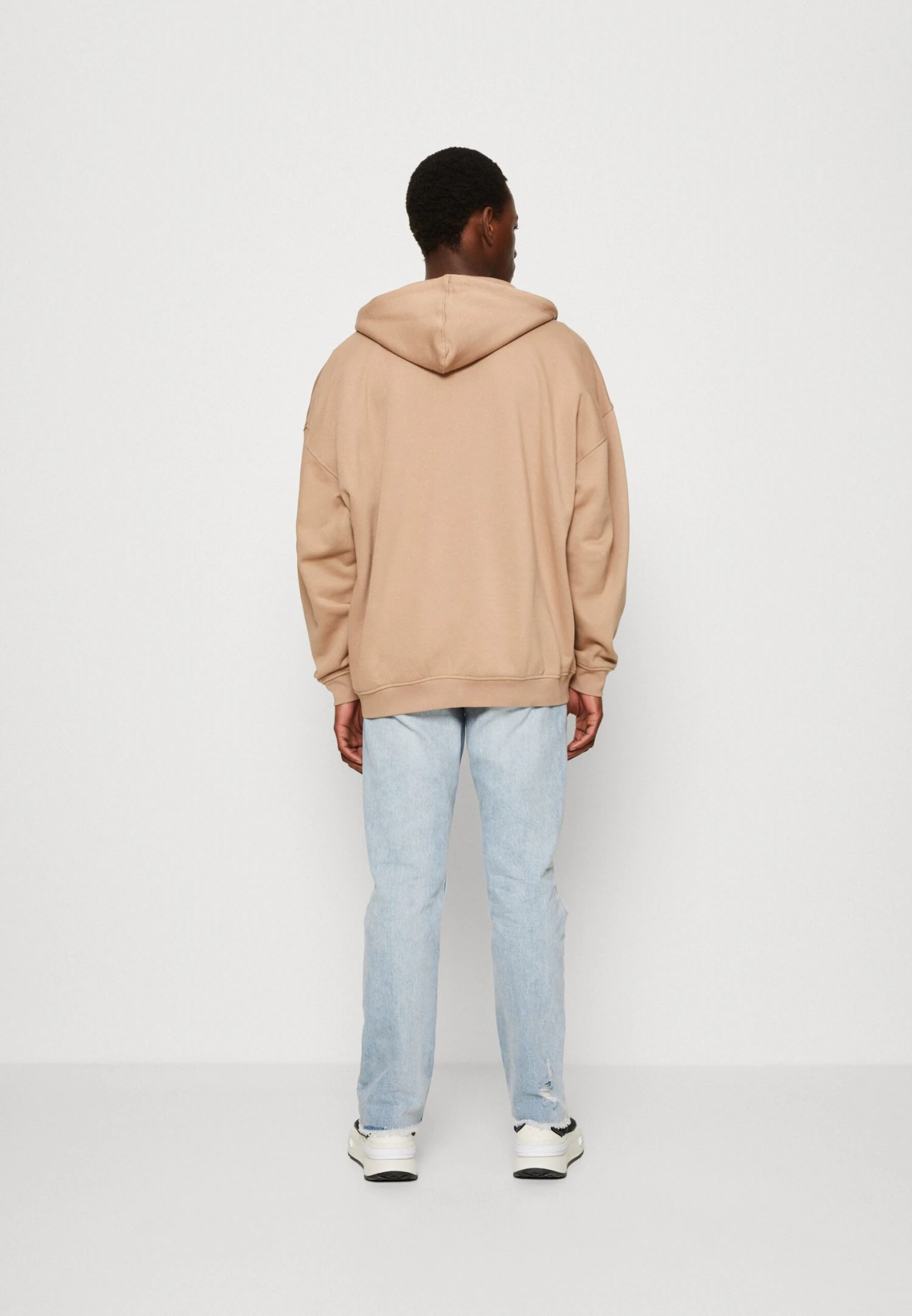 YOURTURN Unisex - Zip-Up Sweatshirt - Tan 5 YOURTURN Unisex - Zip-Up Sweatshirt - Tan - Image 3