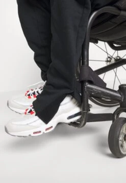 YOURTURN Tracksuit Bottoms - Black -Yourturn baaaa6b448254221ae08f8065be27a64