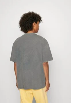 YOURTURN Nevada Wash Graphic Tee Washed - Print T-Shirt - Charcoal 9 YOURTURN Nevada Wash Graphic Tee Washed - Print T-Shirt - Charcoal -Yourturn bf0555704f834b22b22a793b58cb821f