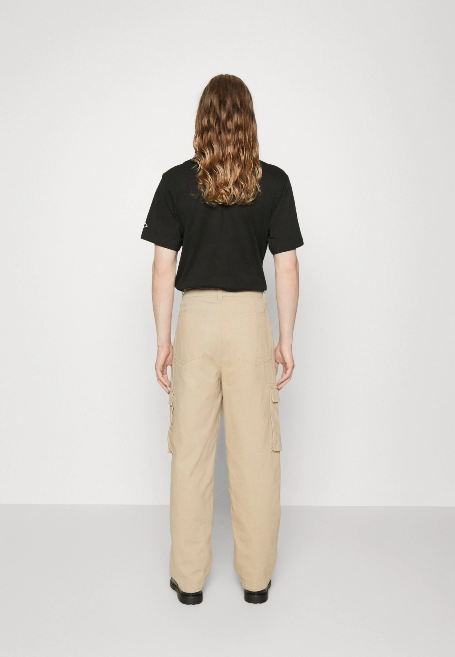 YOURTURN Unisex - Cargo Trousers - Tan 5 YOURTURN Unisex - Cargo Trousers - Tan - Image 3