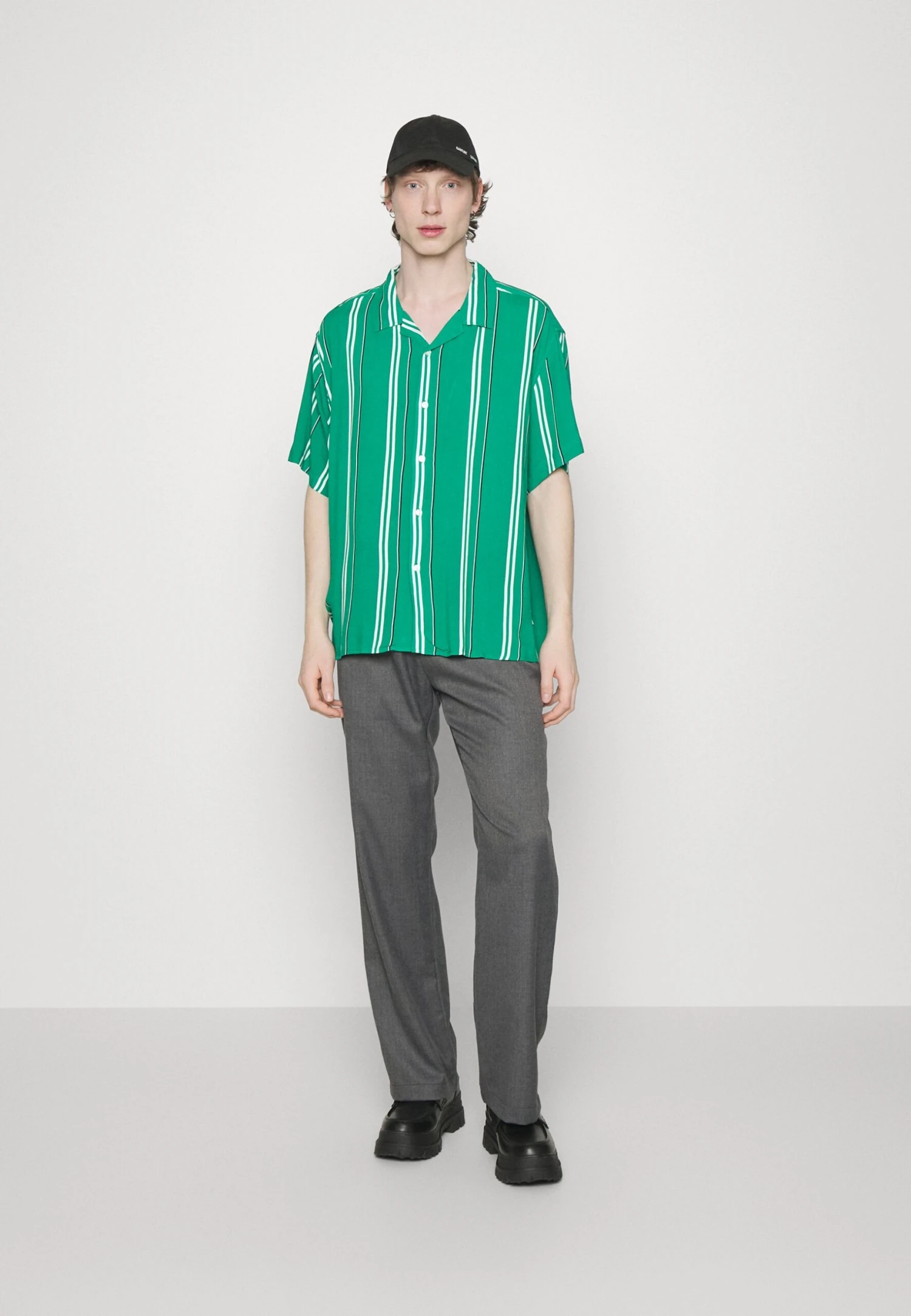 YOURTURN Stripes Boxi - Shirt - Green 4 YOURTURN Stripes Boxi - Shirt - Green - Image 2