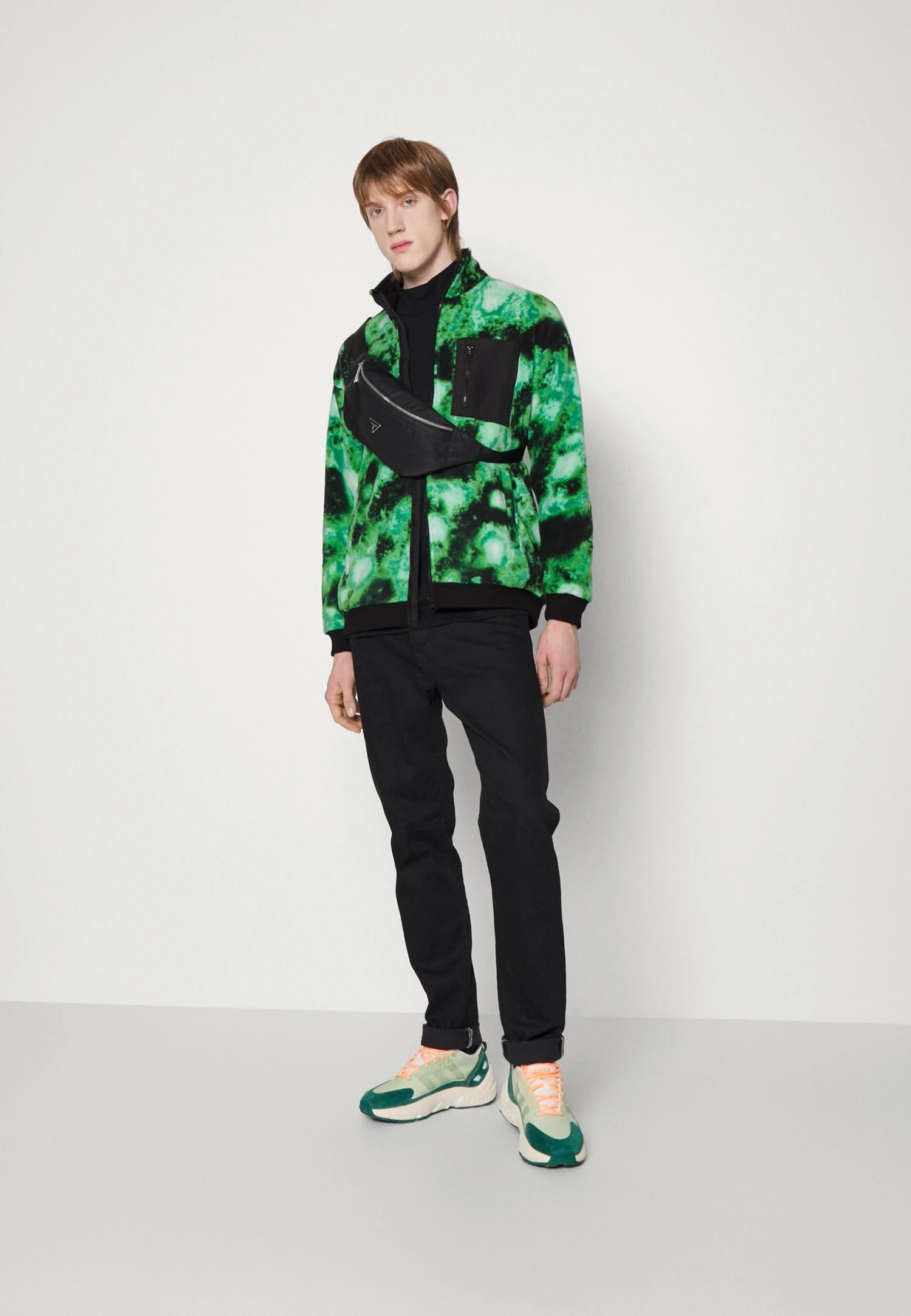 YOURTURN Unisex - Fleece Jacket - Green 4 YOURTURN Unisex - Fleece Jacket - Green - Image 2