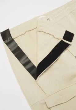 YOURTURN Tracksuit Bottoms - Beige 21 YOURTURN Tracksuit Bottoms - Beige -Yourturn d9756528a5f046829b9e56dbebee00ba