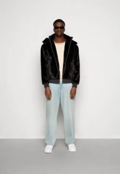 Yourturn -Yourturn dc1b31ccb5534f1d9c180643a62266a0