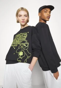 YOURTURN Care Bears Unisex - Sweatshirt - Black -Yourturn e33887706bac4586bf2c53e1397e0537