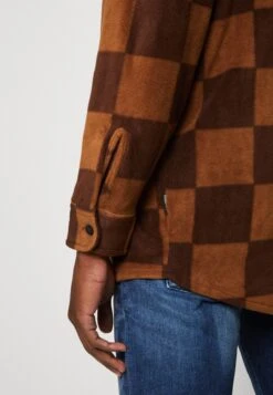 YOURTURN Unisex - Button-Down Blouse - Brown 13 YOURTURN Unisex - Button-Down Blouse - Brown -Yourturn e6cd70ff80fb4e89bb9dadbdf2ffa1b1