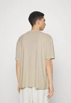 YOURTURN Unisex 2 Pack - Basic T-Shirt - Offwhite/Light Green 10 YOURTURN Unisex 2 Pack - Basic T-Shirt - Offwhite/Light Green -Yourturn e76c22721a5f4d369083afe82213e07c