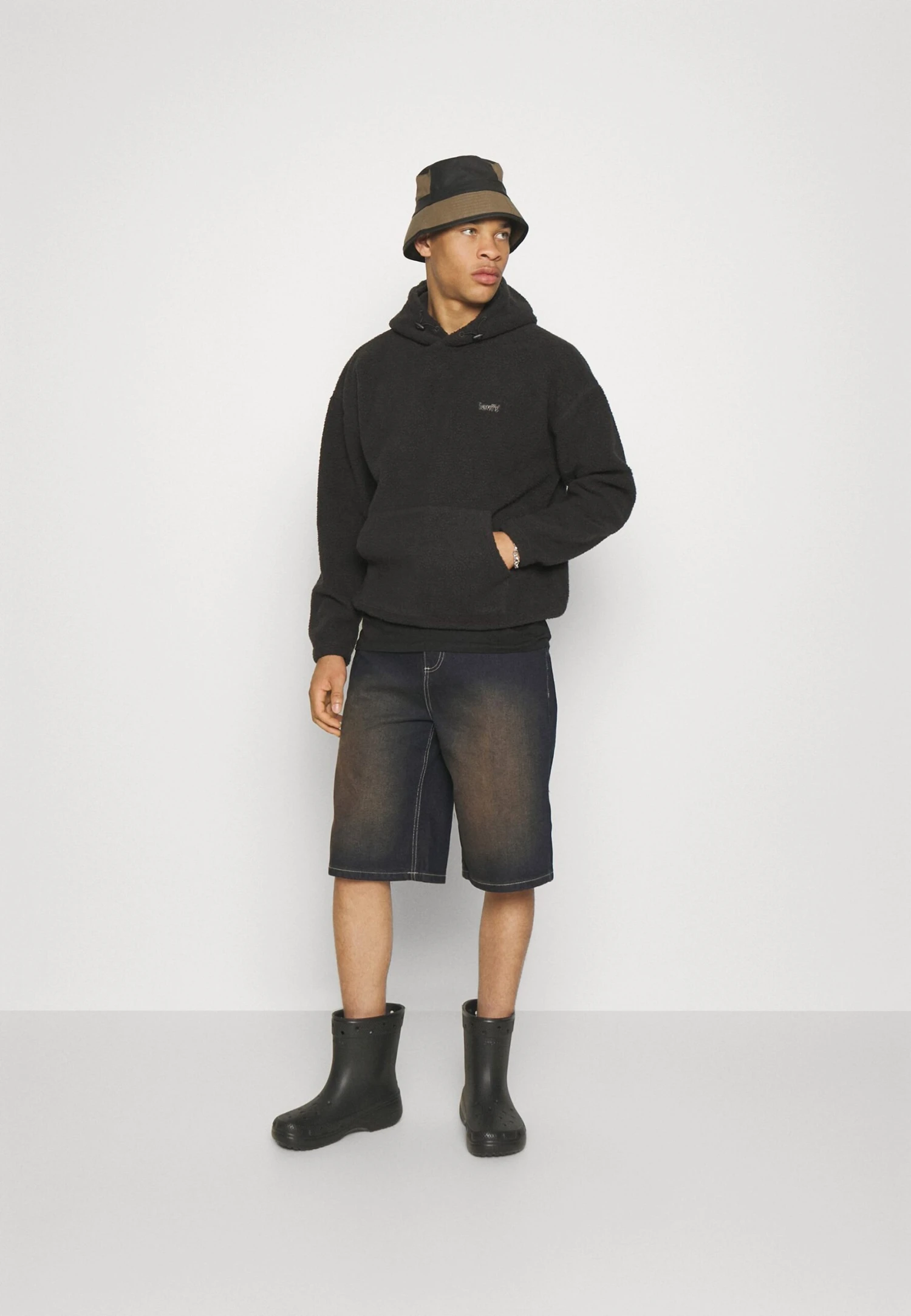 YOURTURN Unisex - Denim Shorts - Dark Blue Denim 4 YOURTURN Unisex - Denim Shorts - Dark Blue Denim - Image 2