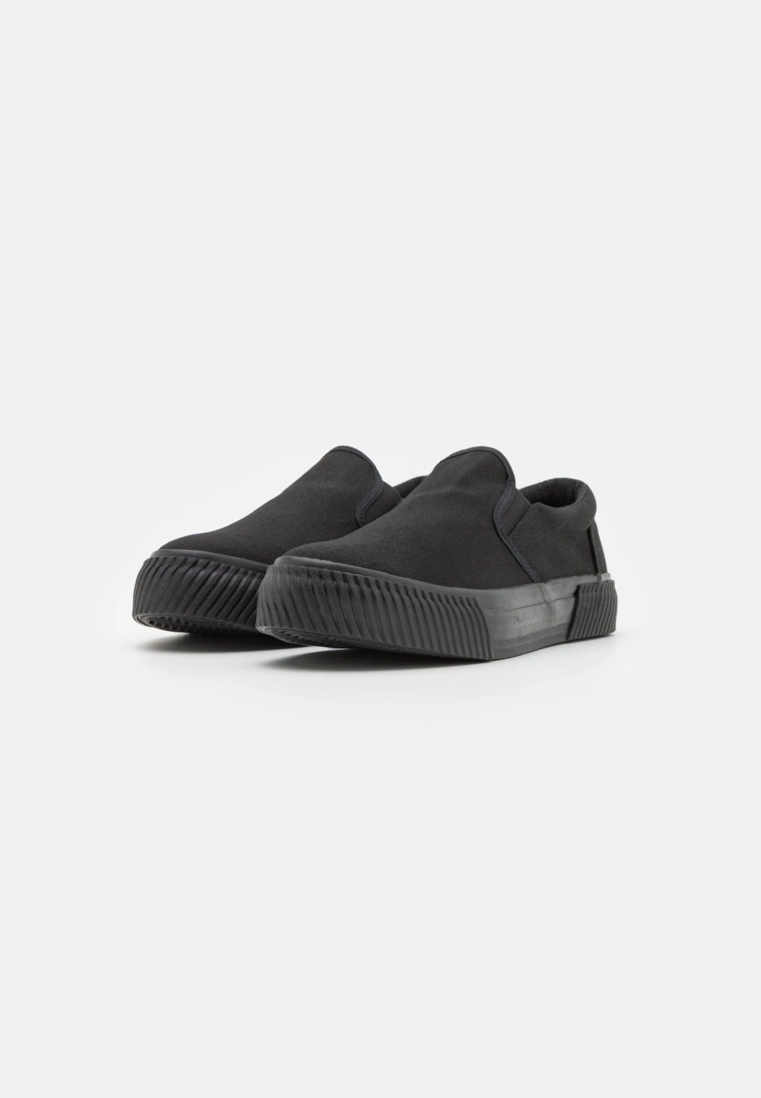 YOURTURN Unisex - Slip-Ons - Black 4 YOURTURN Unisex - Slip-Ons - Black - Image 2